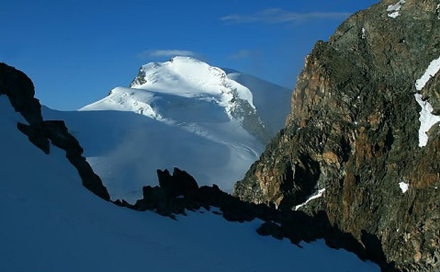 Strahlhorn (4190 m)